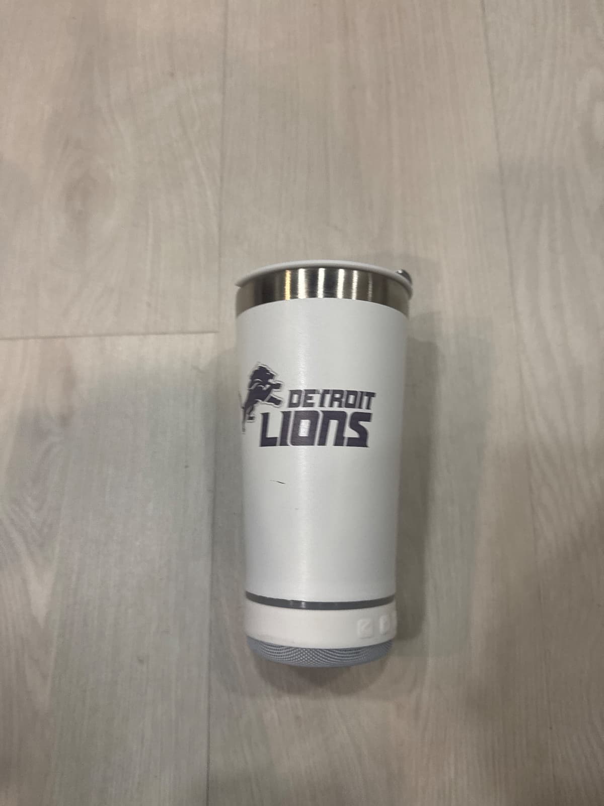 Detroit Lions White Tumbler with Built-In Bluetooth Speaker