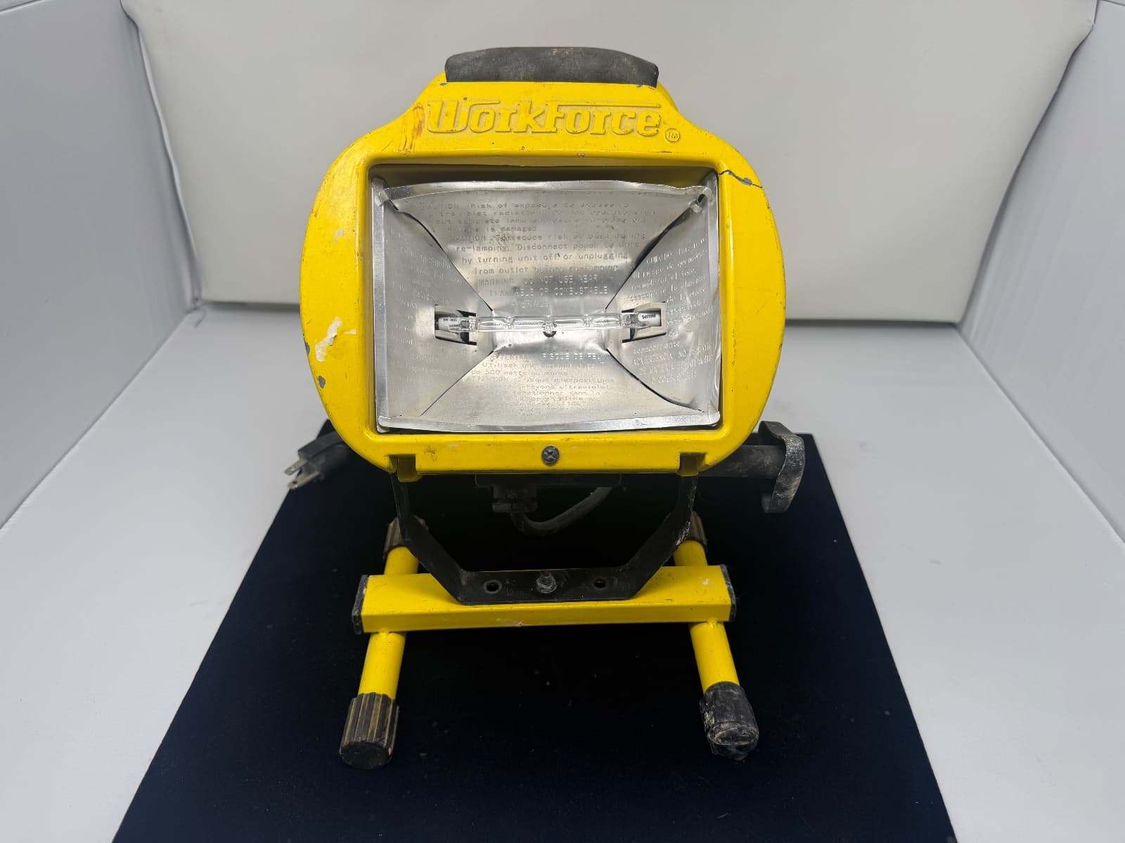 Workforce Portable Halogen Work Light with Stand